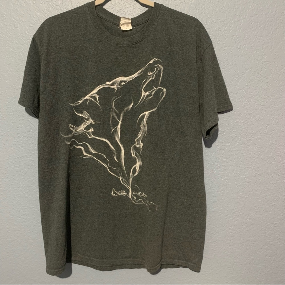 Lost Creek Spirit Wolf Howling Gray Tee
